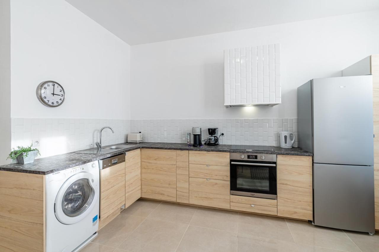 Le Borely: Appartement Climatise Avec 2 Chambres, A 800M De La Plage Марсилия Екстериор снимка